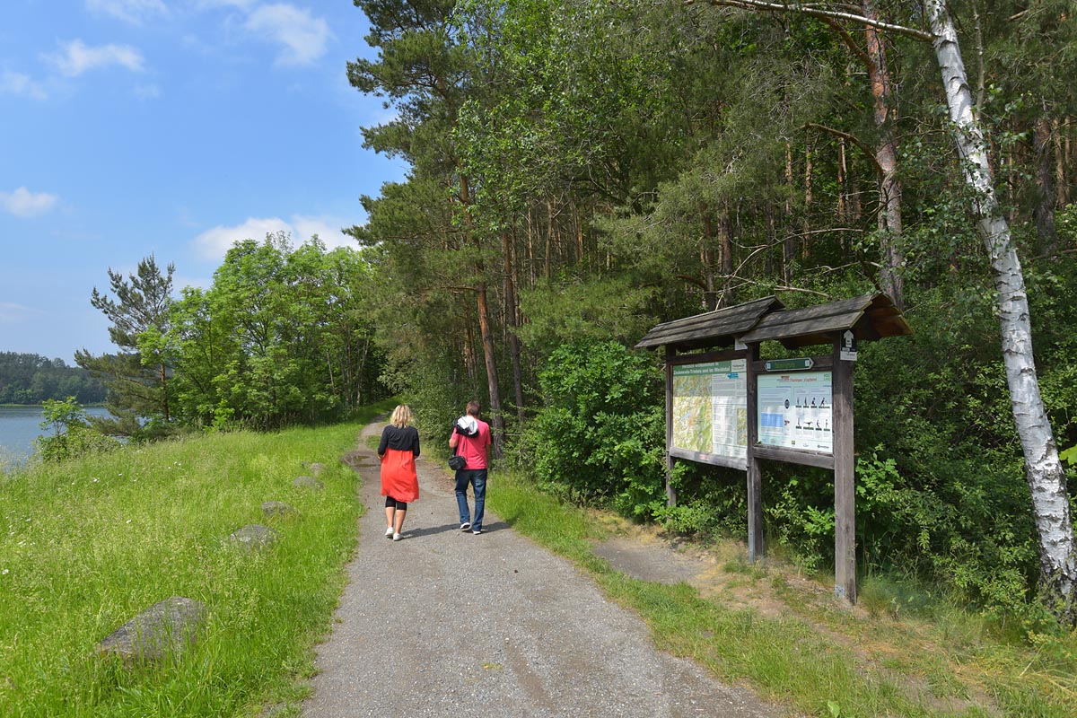 Wandern auf dem Talsperrenweg Zeulenroda