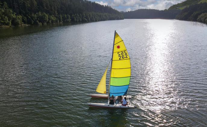 Segeln auf der Talsperre Zeulenroda